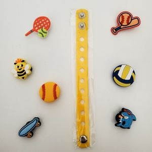 NWOT Crocs Jibbitz Shoe Bracelet Charms w/ Wristband